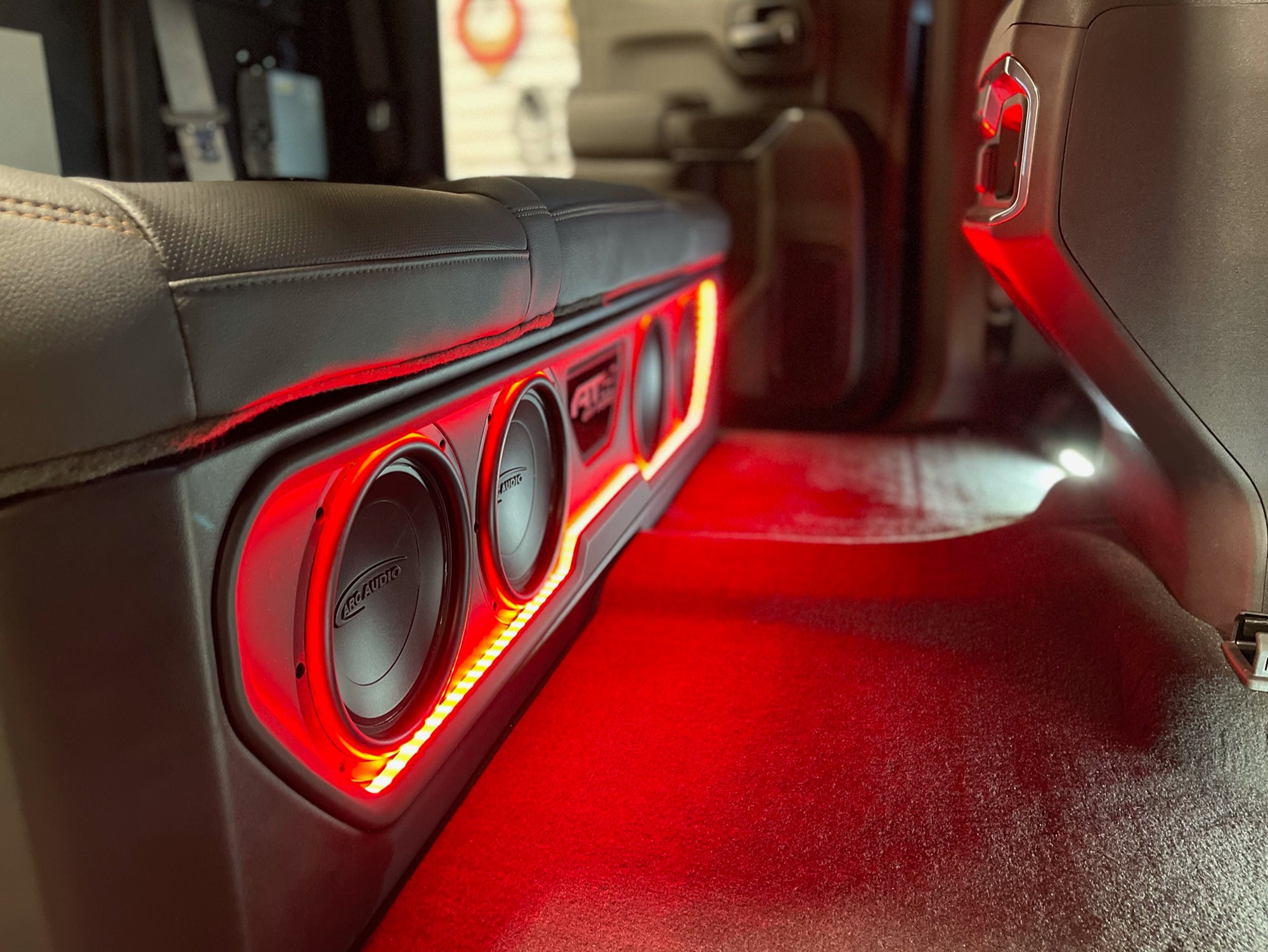 Custom JL Audio Four 8-inch Front-Firing Vented Sub – Sounds Good Stereo